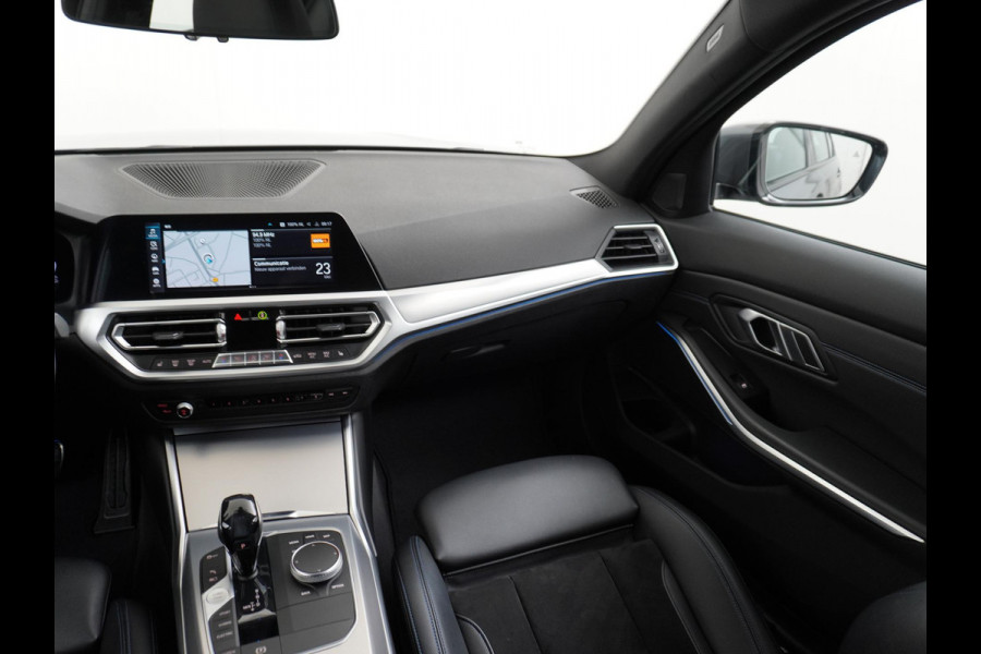 BMW 3-serie 330e High Executive CAMERA | ADAP. CRUISE | RIJKLAAR INCL. 12 MND. BOVAGGARANTIE