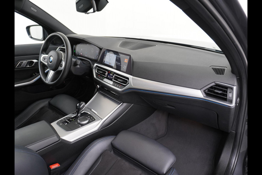 BMW 3-serie 330e High Executive CAMERA | ADAP. CRUISE | RIJKLAAR INCL. 12 MND. BOVAGGARANTIE