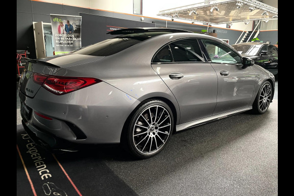 Mercedes-Benz CLA-Klasse AMG 35 4MATIC Premium Plus PANO