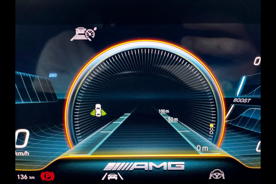 Mercedes-Benz CLA-Klasse AMG 35 4MATIC Premium Plus PANO