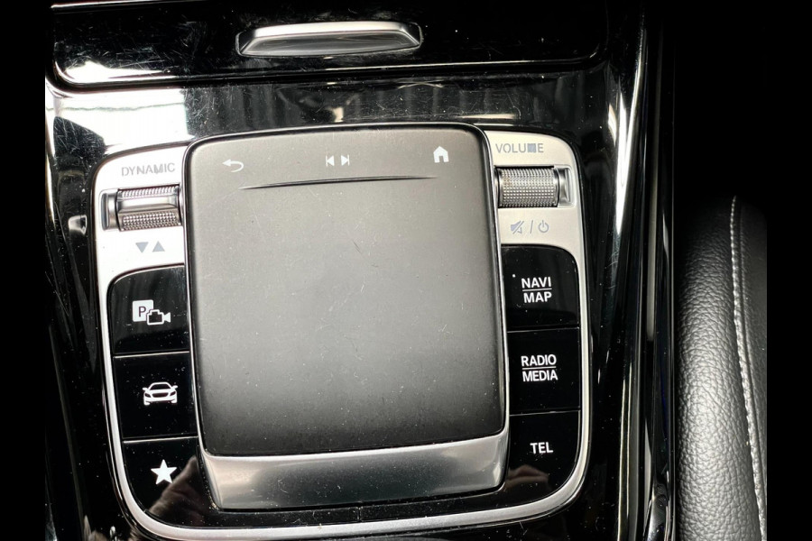 Mercedes-Benz CLA-Klasse AMG 35 4MATIC Premium Plus PANO
