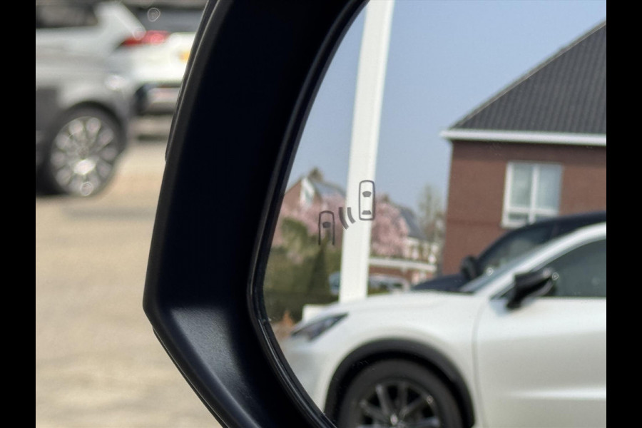 Toyota RAV4 2.5 Hybrid 222pk AWD Style | Trekhaak, Cloud Navigatie, Parkeersensoren, Dodehoekherkenning, Elektrische achterklep, 1650KG Trek