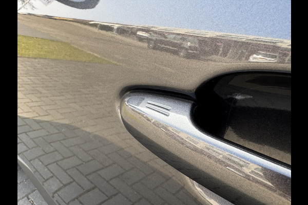 Toyota RAV4 2.5 Hybrid 222pk AWD Style | Trekhaak, Cloud Navigatie, Parkeersensoren, Dodehoekherkenning, Elektrische achterklep, 1650KG Trek