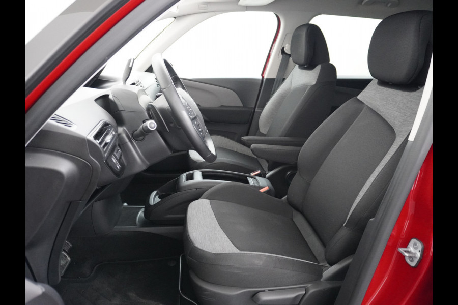 Citroën Grand C4 Spacetourer T131PK AUT-8 7-Pers. Navi Camera Adap.Cruise Control Apple Carplay Android Auto DAB+ Pdc Pack Safety & Drive Assist Lane Keeping Sys. Grootlichtassitent Lmv 17" Led Business 100% Dealeronderhouden Origineel Nederlandse Auto