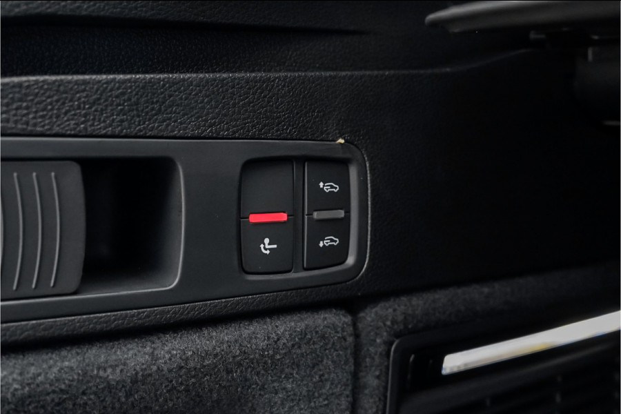 Audi Q5 50 TFSI e S Edition Pano Luchtvering ACC Camera Trekhaak