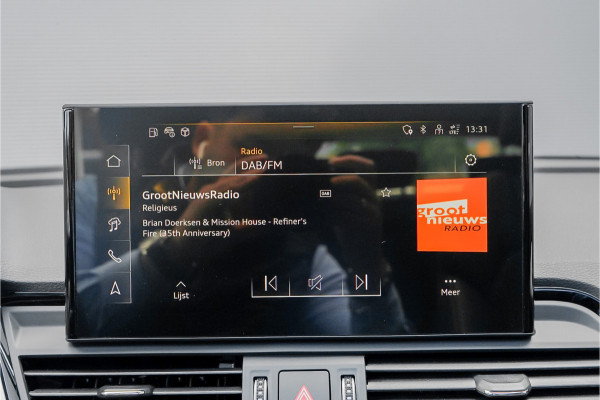 Audi Q5 50 TFSI e S Edition Pano Luchtvering ACC Camera Trekhaak