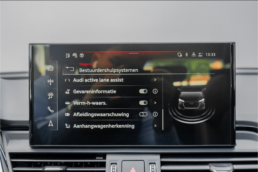 Audi Q5 50 TFSI e S Edition Pano Luchtvering ACC Camera Trekhaak