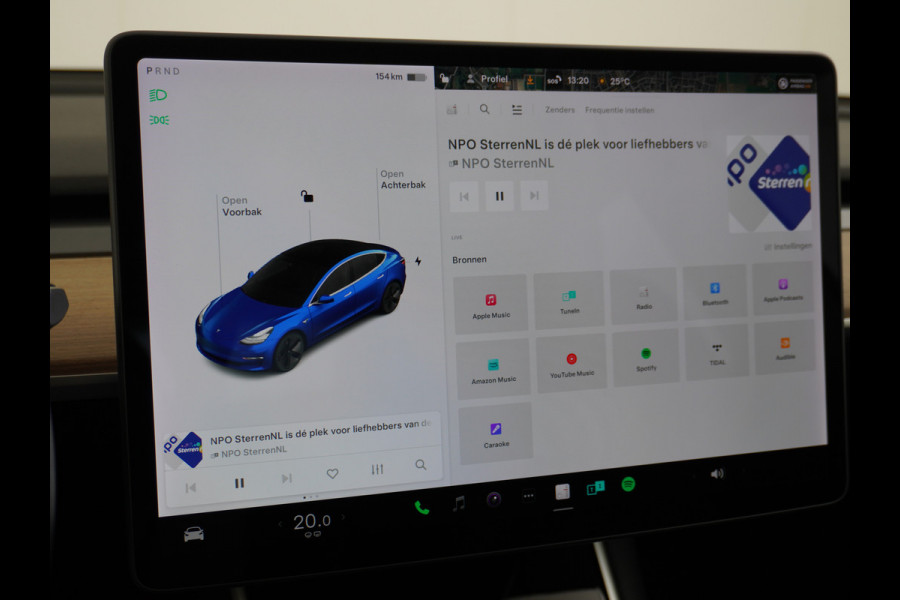 Tesla Model 3 RWD SR+ 60kWh 325PK Lmv 18" AutoPilot Leder PanoDak Adaptive-Cruise Lmv Camera's Elektr.-Stuur+Stoelen+Spiegels+Geheugen+Easy-En Navi LED Comfortstoelen ACC DAB Keyless en Voorverwarmen interieur via App One-Pedal-Drive Origineel Nederlandse auto tot 11kw laden thuis! Garantie Accu tot 10-03-2027 max 160.000km 1.584kg licht!