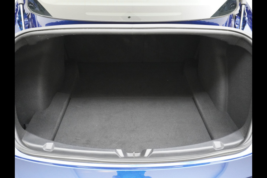 Tesla Model 3 RWD SR+ 60kWh 325PK Lmv 18" AutoPilot Leder PanoDak Adaptive-Cruise Lmv Camera's Elektr.-Stuur+Stoelen+Spiegels+Geheugen+Easy-En Navi LED Comfortstoelen ACC DAB Keyless en Voorverwarmen interieur via App One-Pedal-Drive Origineel Nederlandse auto tot 11kw laden thuis! Garantie Accu tot 10-03-2027 max 160.000km 1.584kg licht!
