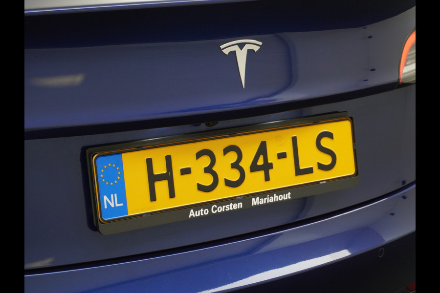 Tesla Model 3 RWD SR+ 60kWh 325PK Lmv 18" AutoPilot Leder PanoDak Adaptive-Cruise Lmv Camera's Elektr.-Stuur+Stoelen+Spiegels+Geheugen+Easy-En Navi LED Comfortstoelen ACC DAB Keyless en Voorverwarmen interieur via App One-Pedal-Drive Origineel Nederlandse auto tot 11kw laden thuis! Garantie Accu tot 10-03-2027 max 160.000km 1.584kg licht!