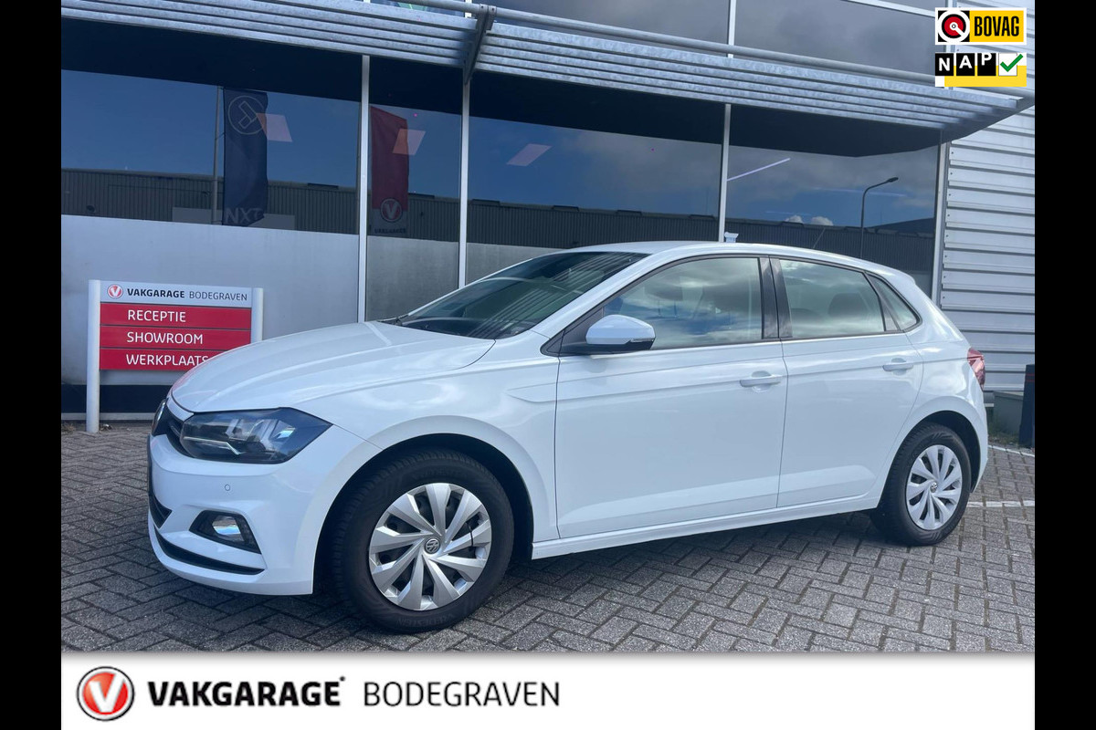 Volkswagen Polo 1.0 TSI Comfortline Connected Series / CarPlay Volkswagen Polo 1.0 TSI Comfortline Connected Series / CarPlay