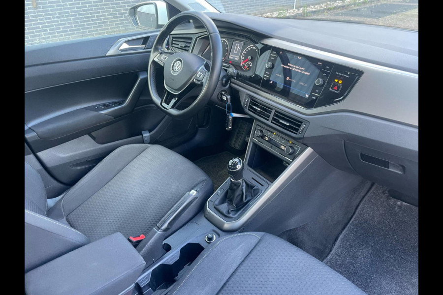 Volkswagen Polo 1.0 TSI Comfortline Connected Series / CarPlay