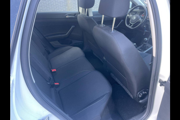 Volkswagen Polo 1.0 TSI Comfortline Connected Series / CarPlay