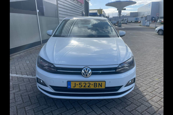 Volkswagen Polo 1.0 TSI Comfortline Connected Series / CarPlay