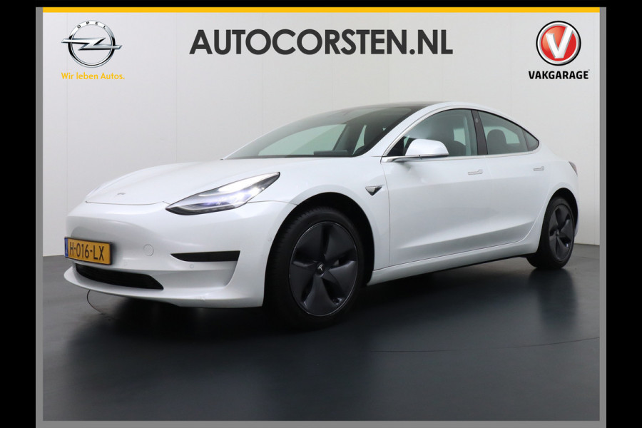 Tesla Model 3 2020 RWD SR+ 60kWh 325PK Lmv 18" AutoPilot Leder PanoDak Adaptive-Cruise Lmv Camera's Elektr.-Stuur+Stoelen+Spiegels+Geheugen+Ea Navi LED Comfortstoelen ACC DAB Keyless en Voorverwarmen interieur via App One-Pedal-Drive Origineel Nederlandse auto tot 11kw laden thuis! Garantie Accu tot 16-3-2028 max 160.000km 1.584kg licht!