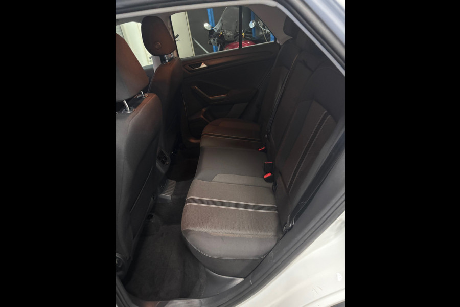 Volkswagen T-Roc 1.0 TSI Style Clima | Camera | Navi |Cruise | Trekhaak