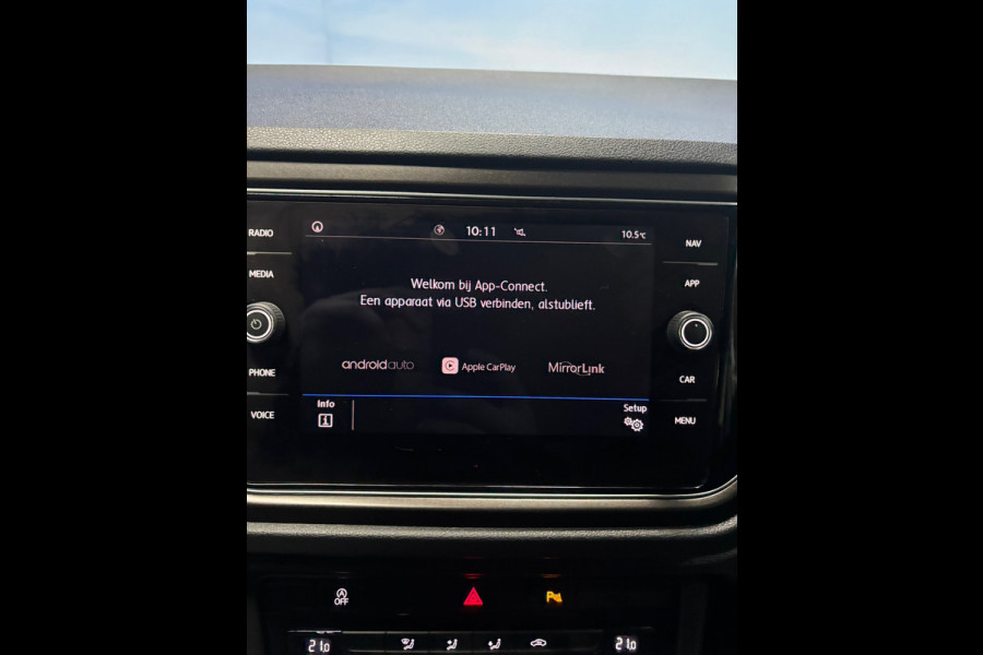 Volkswagen T-Roc 1.0 TSI Style Clima | Camera | Navi |Cruise | Trekhaak