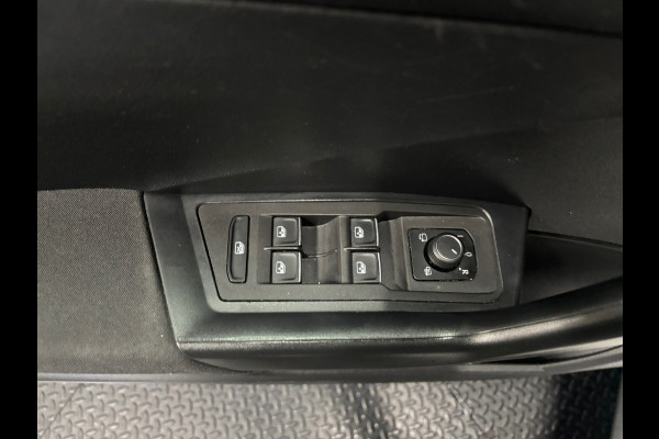 Volkswagen T-Roc 1.0 TSI Style Clima | Camera | Navi |Cruise | Trekhaak