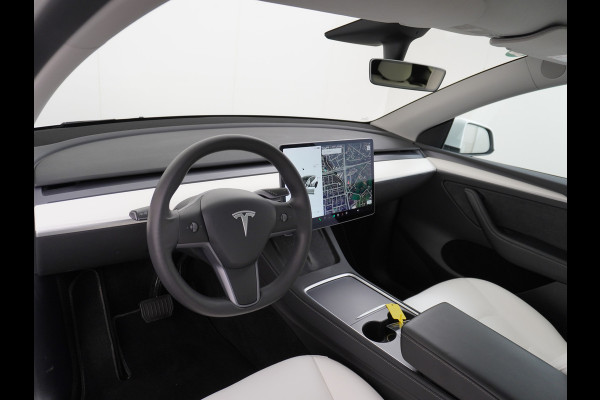 Tesla Model Y Long Range 514PK AWD 75kWh Ivoor-Interieur LMV 20" Warmtepomp Full-Self-Driving Computer 3 Leder Stoelverwarming-V+A+Stuur Adap. Keyless PDC-a+v Elek.Achterklep Lmv Led Standkachel 4WD LR 1e Eigenaar, origineel Nederlands Geleverd, Accu/Motor-Garantie 03-12-2029 of 192.000km