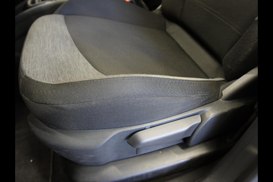 Citroën Grand C4 Spacetourer 1.2 PureTech Business Airco|ECC Navi Carplay PDC VA 7-Persoons Trekhaak Full LED 17" LM Velgen