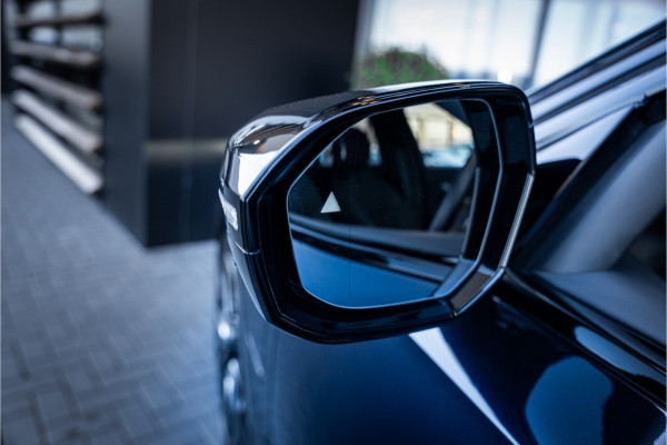 BMW 7 Serie M760e xDrive - M Sport | Sky Lounge | B&W | Massage