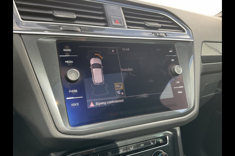 Volkswagen Tiguan 1.4 TSI R-Line Pano.dak Leder Adap.Cruise Stoelverw+Massage Dyn-Audio VOL!