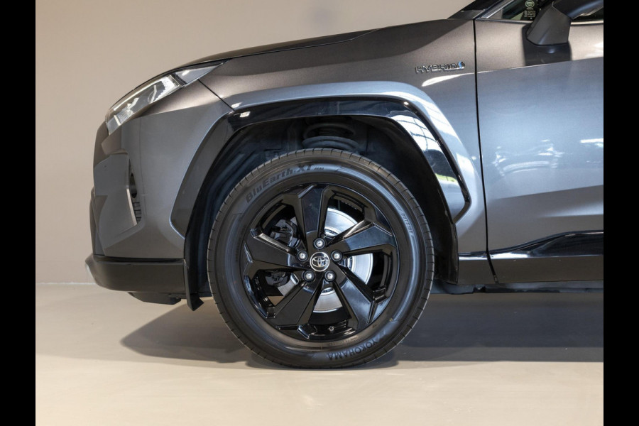Toyota RAV4 2.5 Hybrid Bi-Tone / 218pk / Achteruitrij camera / Stoelverwarming /