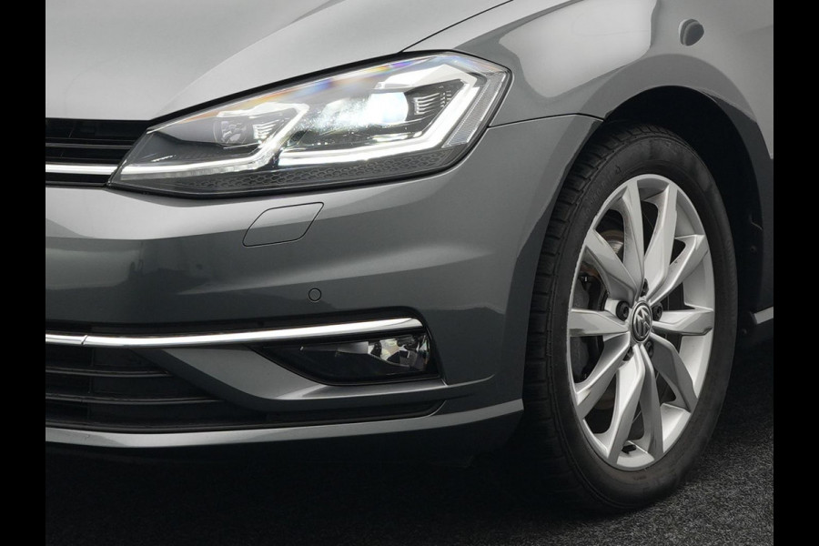 Volkswagen GOLF Variant 1.5 TSI Highline 150pk DSG | Adaptive Cruise | Carplay | Stoelverwarming/Stoelmassage | Navigatie | Spraakbediening | Sportstoelen |