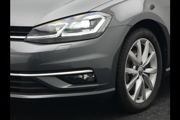 Volkswagen GOLF Variant 1.5 TSI Highline 150pk DSG | Adaptive Cruise | Carplay | Stoelverwarming/Stoelmassage | Navigatie | Spraakbediening | Sportstoelen |