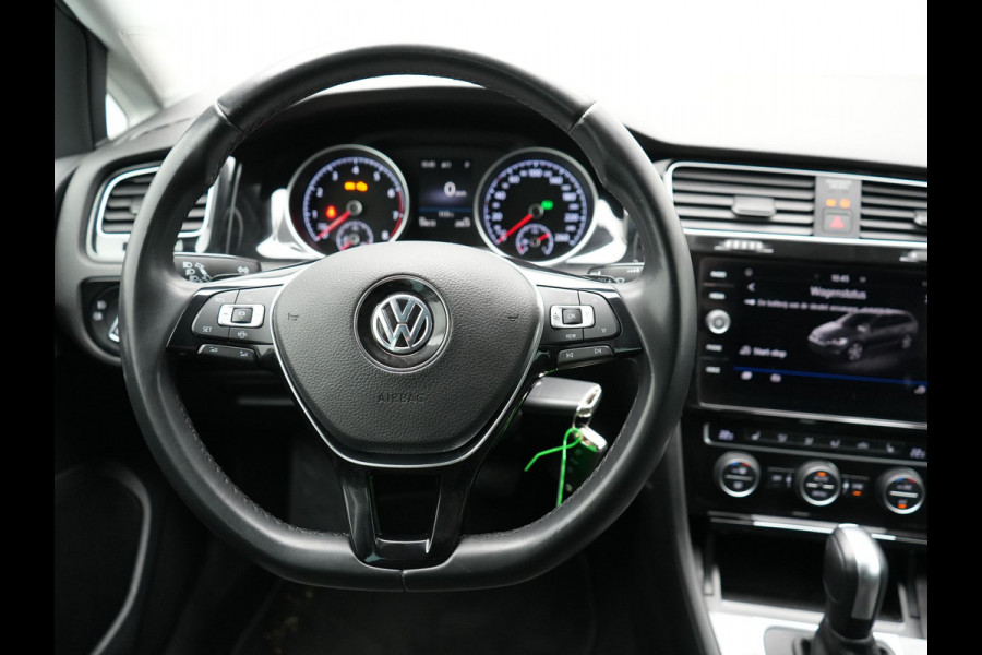 Volkswagen GOLF Variant 1.5 TSI Highline 150pk DSG | Adaptive Cruise | Carplay | Stoelverwarming/Stoelmassage | Navigatie | Spraakbediening | Sportstoelen |