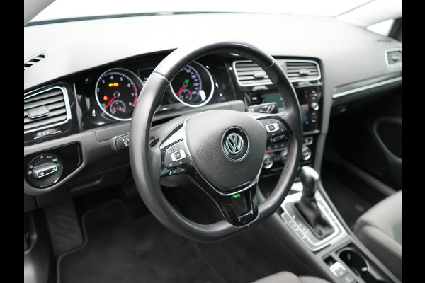Volkswagen GOLF Variant 1.5 TSI Highline 150pk DSG | Adaptive Cruise | Carplay | Stoelverwarming/Stoelmassage | Navigatie | Spraakbediening | Sportstoelen |