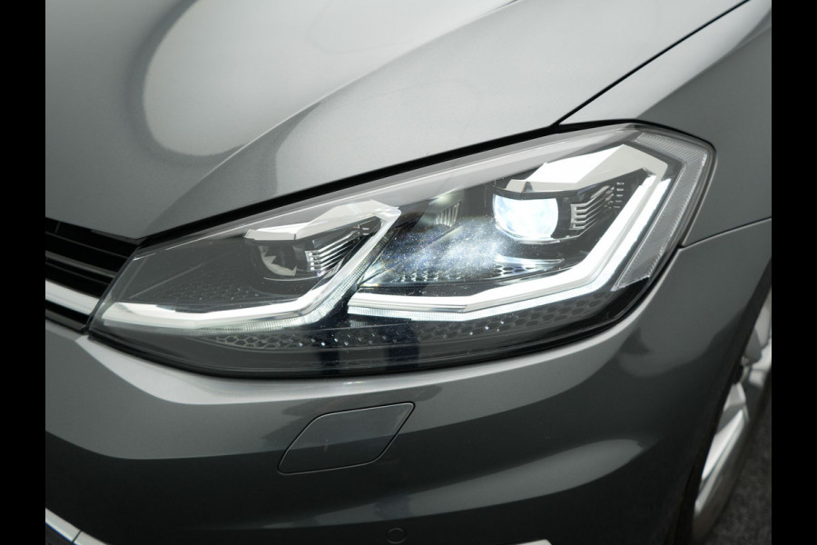 Volkswagen GOLF Variant 1.5 TSI Highline 150pk DSG | Adaptive Cruise | Carplay | Stoelverwarming/Stoelmassage | Navigatie | Spraakbediening | Sportstoelen |