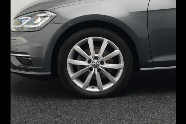 Volkswagen GOLF Variant 1.5 TSI Highline 150pk DSG | Adaptive Cruise | Carplay | Stoelverwarming/Stoelmassage | Navigatie | Spraakbediening | Sportstoelen |