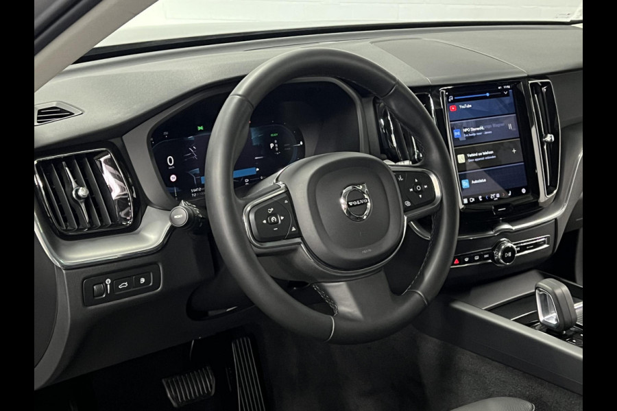 Volvo XC60 2.0 T6 Plug-in hybrid AWD Inscription Exp. Open dak | Trekhaak | Adapt. Cruise | Keyless | Camera