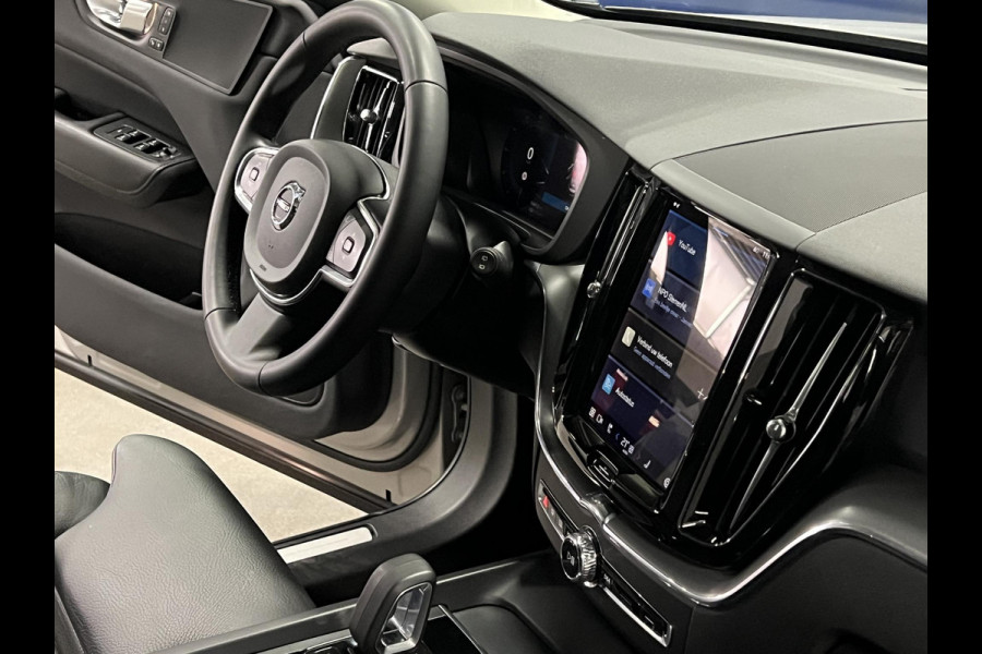 Volvo XC60 2.0 T6 Plug-in hybrid AWD Inscription Exp. Open dak | Trekhaak | Adapt. Cruise | Keyless | Camera