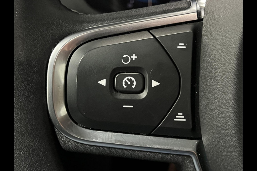 Volvo XC60 2.0 T6 Plug-in hybrid AWD Inscription Exp. Open dak | Trekhaak | Adapt. Cruise | Keyless | Camera