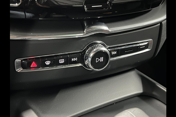 Volvo XC60 2.0 T6 Plug-in hybrid AWD Inscription Exp. Open dak | Trekhaak | Adapt. Cruise | Keyless | Camera