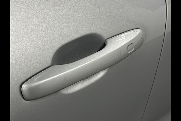 Volvo XC60 2.0 T6 Plug-in hybrid AWD Inscription Exp. Open dak | Trekhaak | Adapt. Cruise | Keyless | Camera