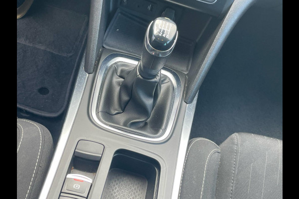 Renault Mégane 1.3 TCe Limited / trekhaak / navigatie