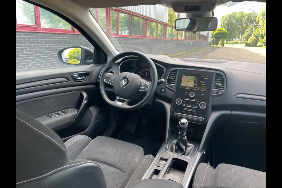 Renault Mégane 1.3 TCe Limited / trekhaak / navigatie