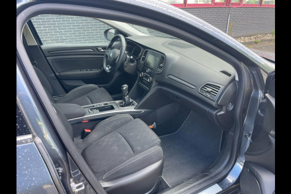Renault Mégane 1.3 TCe Limited / trekhaak / navigatie