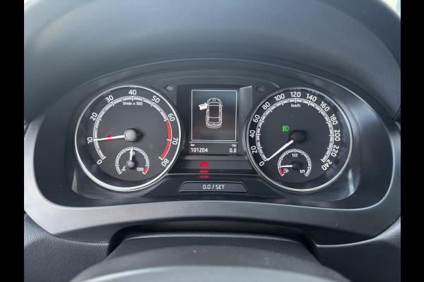 Škoda Rapid Spaceback 1.0 TSi 95pk Greentech Clever Style Plus PANORAMADAK/PDC/TREKHAAK/WINTERPACK