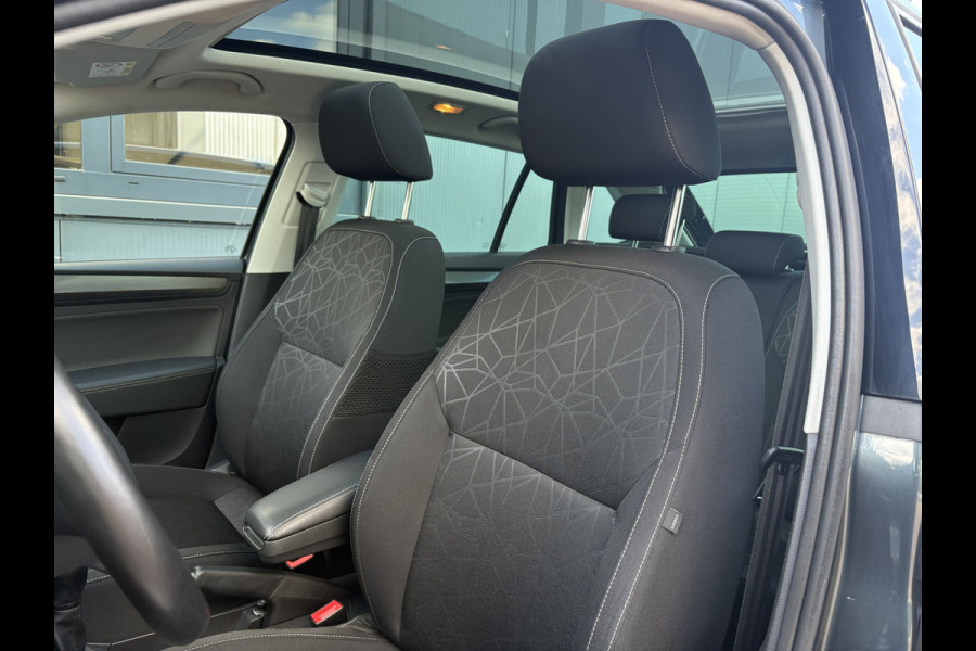Škoda Rapid Spaceback 1.0 TSi 95pk Greentech Clever Style Plus PANORAMADAK/PDC/TREKHAAK/WINTERPACK