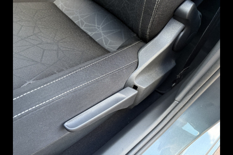 Škoda Rapid Spaceback 1.0 TSi 95pk Greentech Clever Style Plus PANORAMADAK/PDC/TREKHAAK/WINTERPACK
