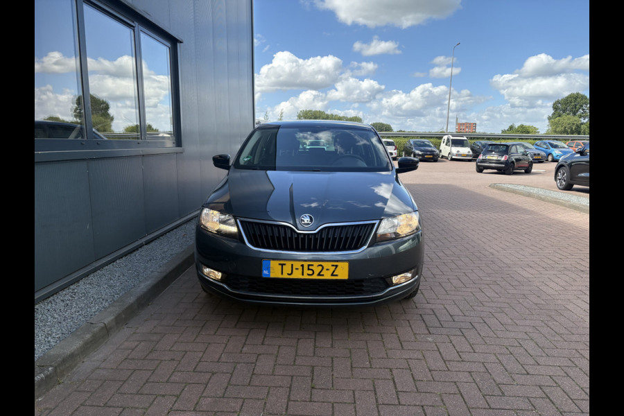 Škoda Rapid Spaceback 1.0 TSi 95pk Greentech Clever Style Plus PANORAMADAK/PDC/TREKHAAK/WINTERPACK