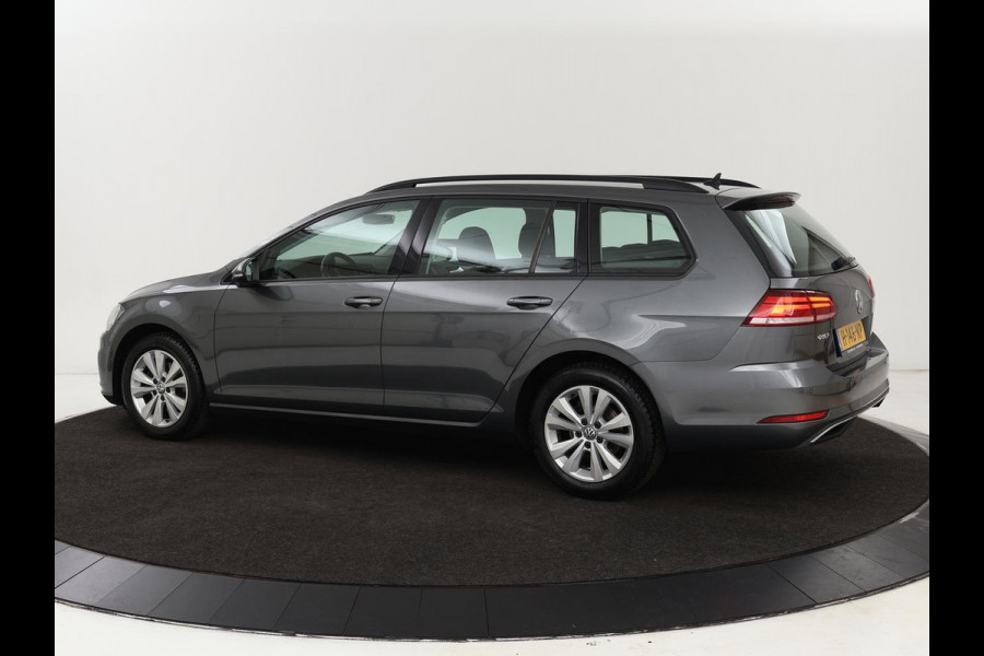 Volkswagen Golf 1.0 TSI Comfortline | Stoelverwarming | Carplay | Massage | Navigatie | ErgoActive | Adaptive cruise | Climate control | Parkeerhulp