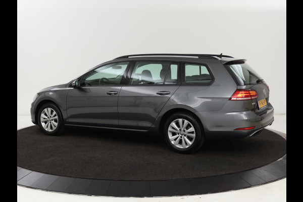 Volkswagen Golf 1.0 TSI Comfortline | Stoelverwarming | Carplay | Massage | Navigatie | ErgoActive | Adaptive cruise | Climate control | Parkeerhulp