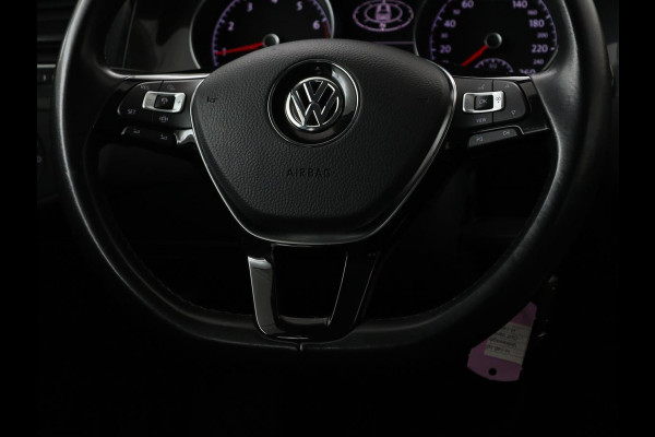 Volkswagen Golf 1.0 TSI Comfortline | Stoelverwarming | Carplay | Massage | Navigatie | ErgoActive | Adaptive cruise | Climate control | Parkeerhulp