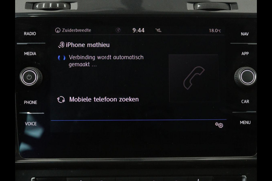 Volkswagen Golf 1.0 TSI Comfortline | Stoelverwarming | Carplay | Massage | Navigatie | ErgoActive | Adaptive cruise | Climate control | Parkeerhulp