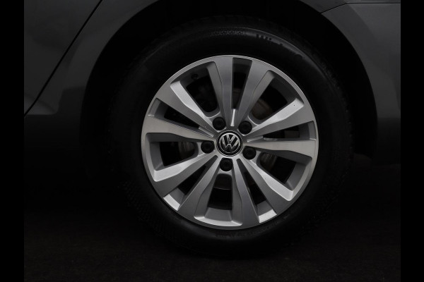 Volkswagen Golf 1.0 TSI Comfortline | Stoelverwarming | Carplay | Massage | Navigatie | ErgoActive | Adaptive cruise | Climate control | Parkeerhulp